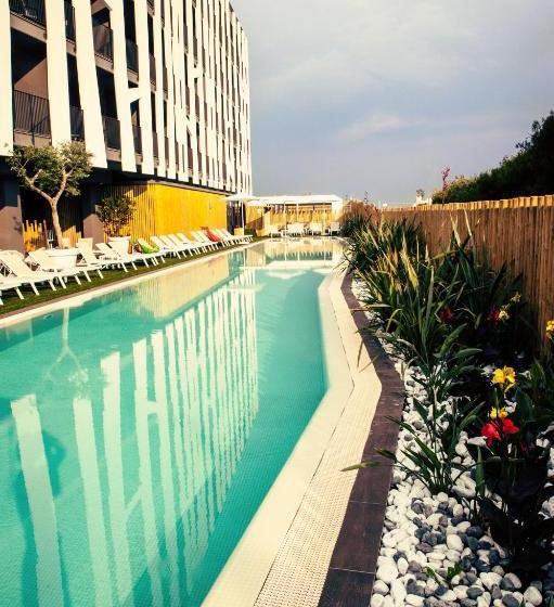 בית מלון כפרי Blank