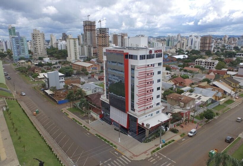 Holiday & Business Hotel   Em Frente Ao Centro De Eventos E Arena Conda