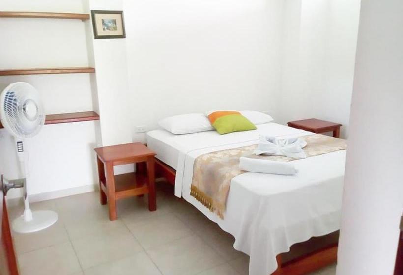 Hotel Oleajes Capurganá