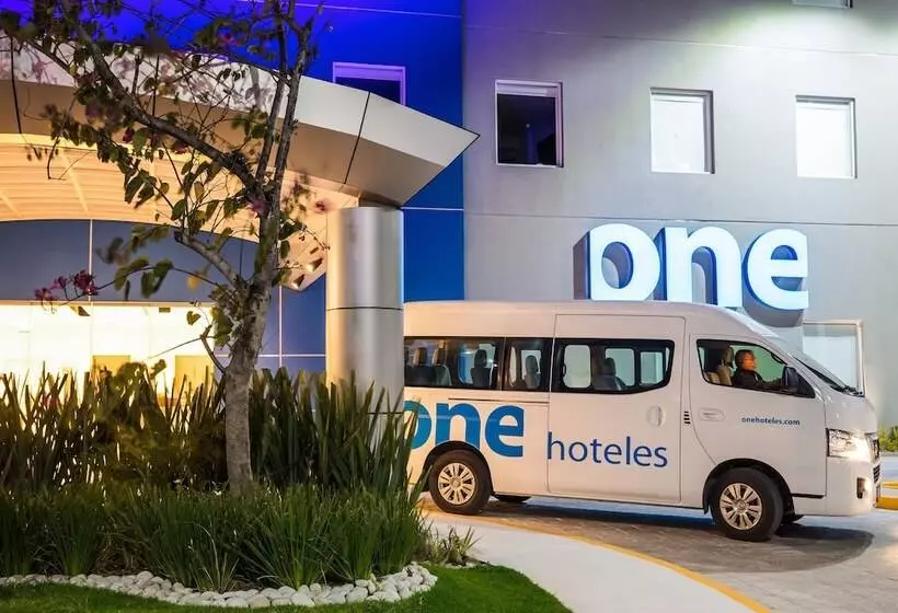 Hotelli One Puebla Serdan