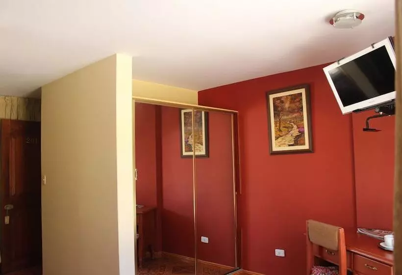 هتل Retamas