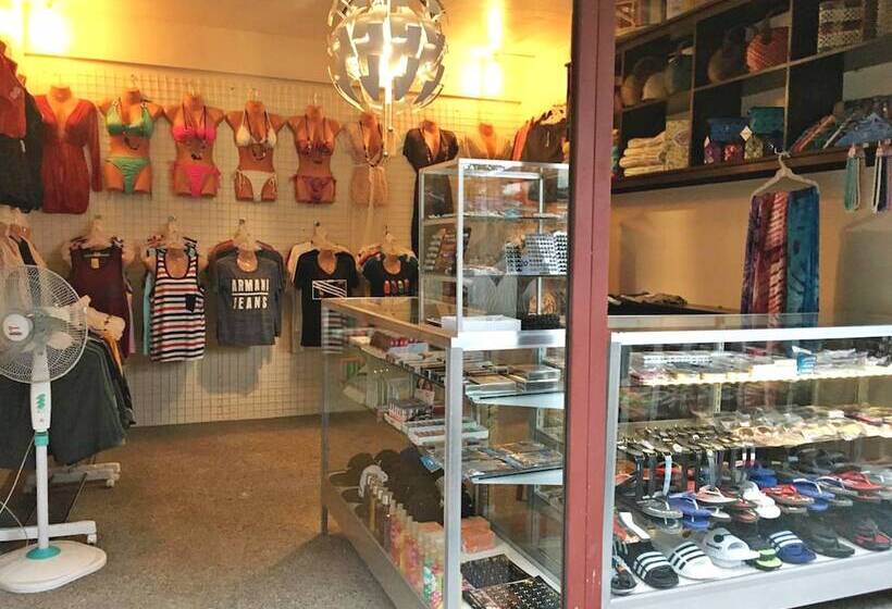 Отель Stardust Beach