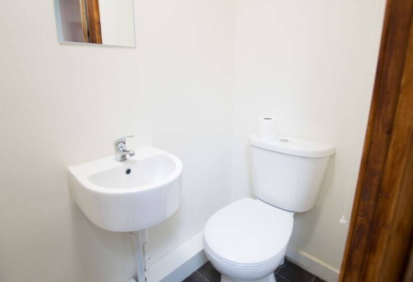 Отель The Abercorn