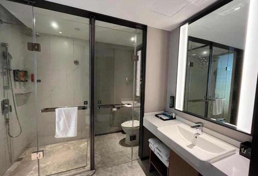 南宁兴宁希尔顿欢朋酒店