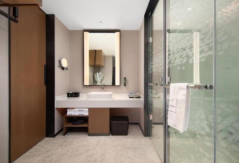 南宁兴宁希尔顿欢朋酒店