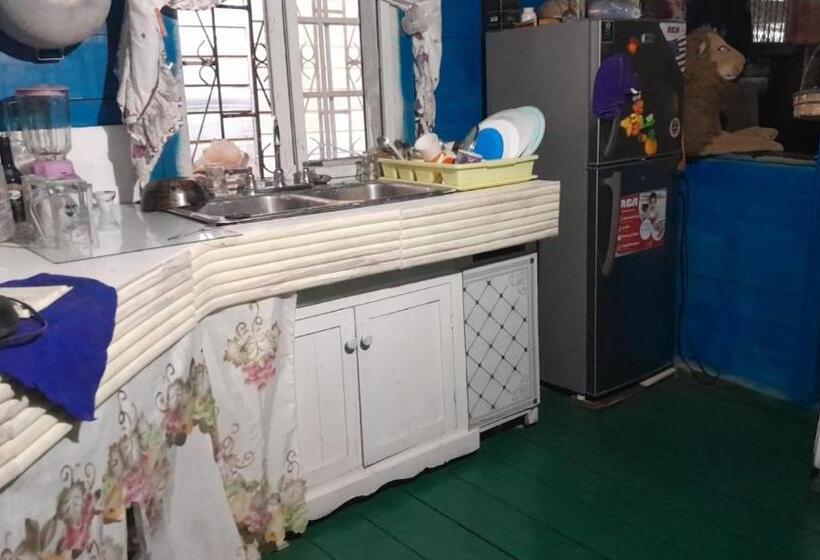 Herberge Hostal Cafe Axel