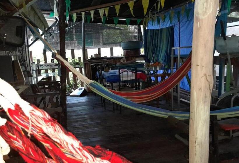 Herberge Hostal Cafe Axel