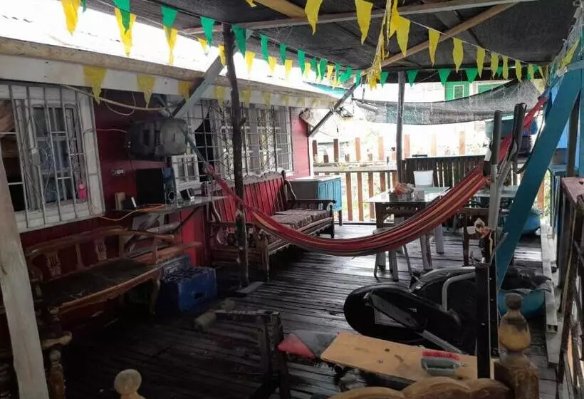 ユースホステル Hostal Cafe Axel