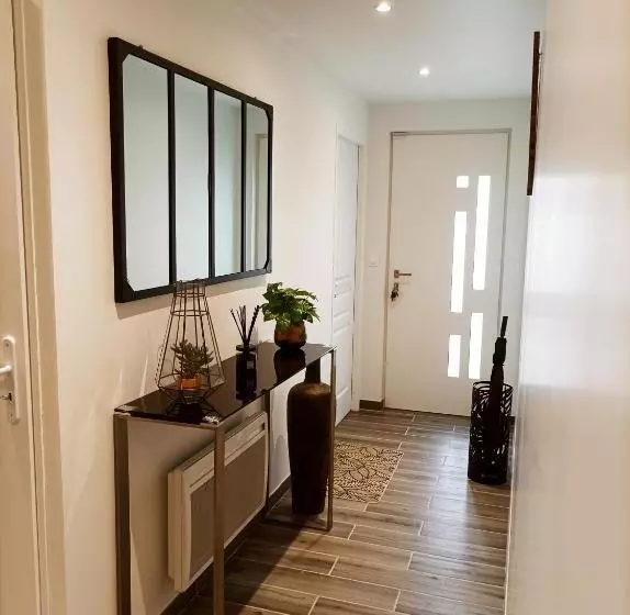 Aamiaismajoitus (B&B) L  Har & Lam