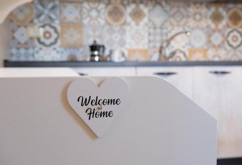 ベッドアンドブレックファースト La Rovazzola