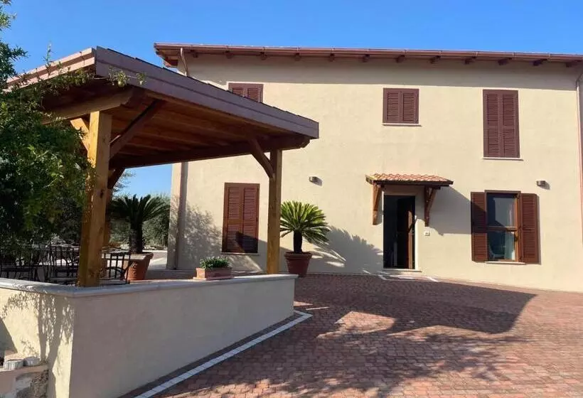 Aamiaismajoitus (B&B) La Rovazzola