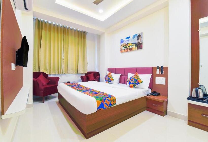 Fabhotel Samrat Regency