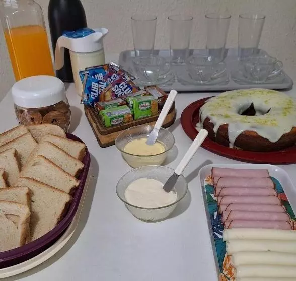 ホテル Pousada Imperial