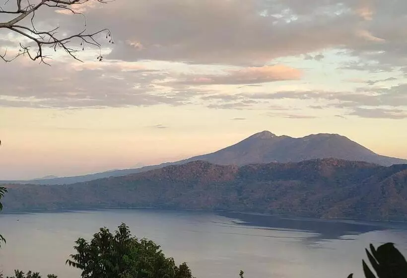 پانسیون La Table De Apoyo