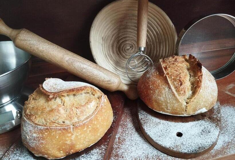 پانسیون La Table De Apoyo