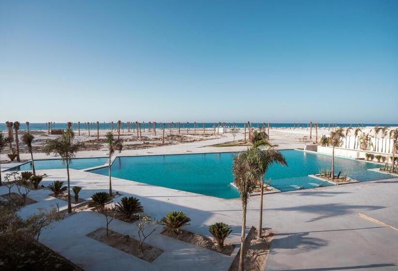 استراحتگاه Makai Cabanas Seashore By Hyde Park