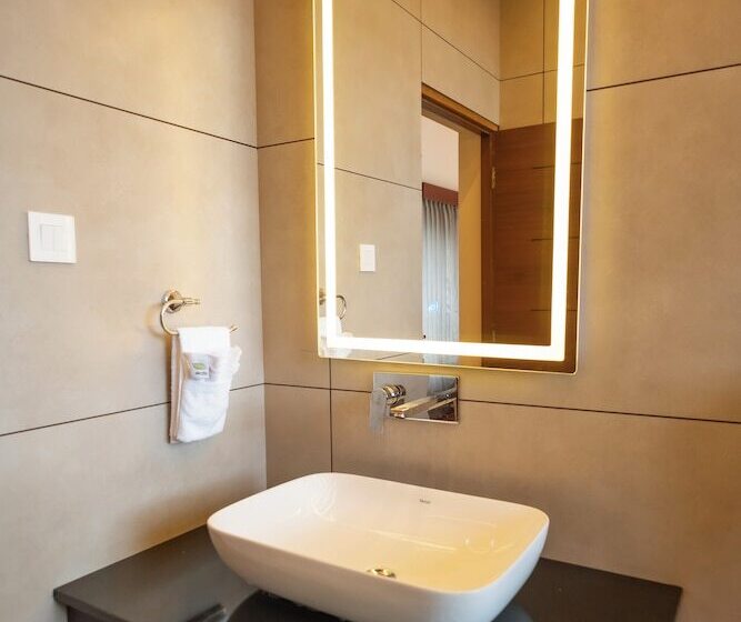 Resort Theyila Wayanad