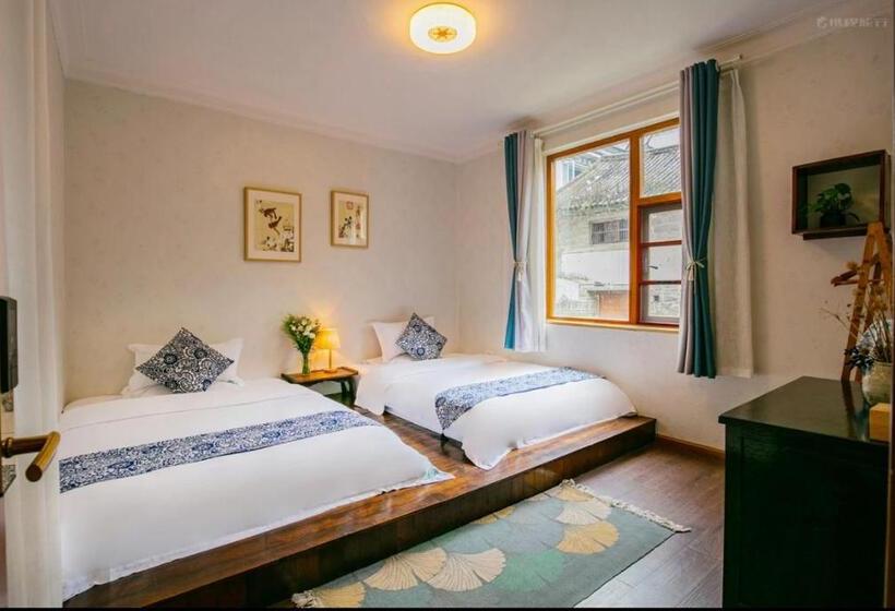 Bed and Breakfast 大理一念悦栖民宿