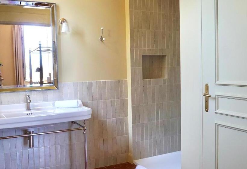 민박 Chateau Pascalette