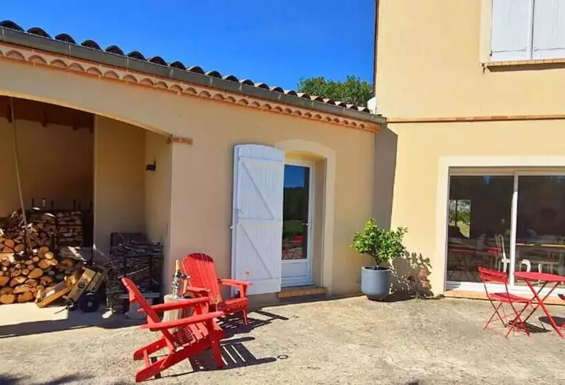 ベッドアンドブレックファースト Spacieuse Chambre Indépendante Avec Salle D Eau Privative à Lempaut