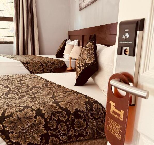 تختخواب و صبحانه Thomo S Inn Guest House