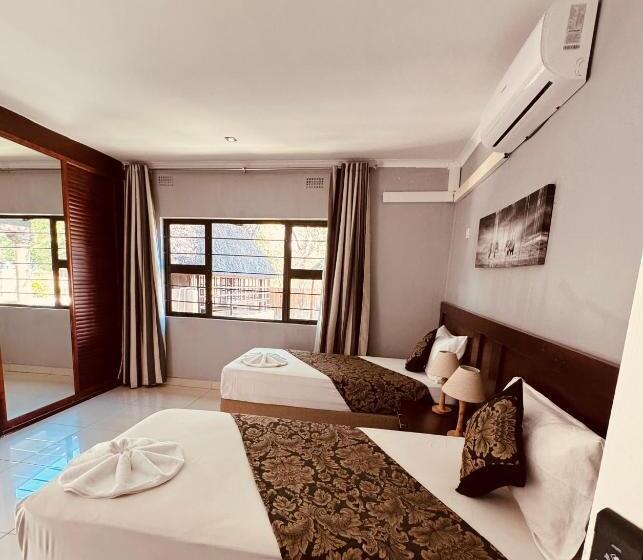 تختخواب و صبحانه Thomo S Inn Guest House