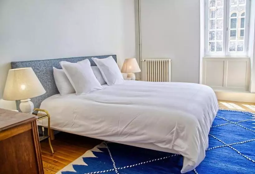 Aamiaismajoitus (B&B) Villa Rouleur