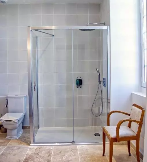 Aamiaismajoitus (B&B) Villa Rouleur