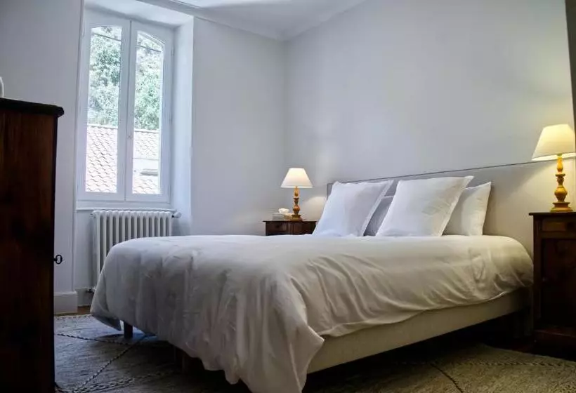 Aamiaismajoitus (B&B) Villa Rouleur