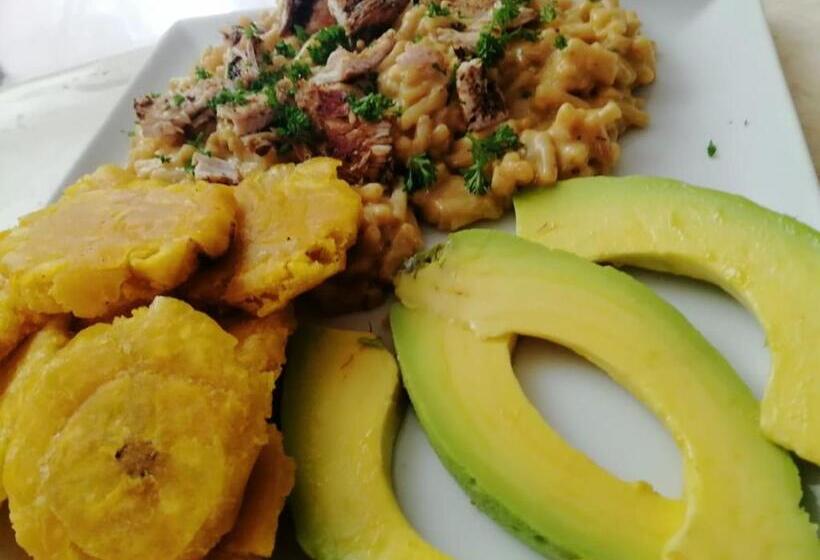 El Patio De Anderson Restaurant Hotel Boutique