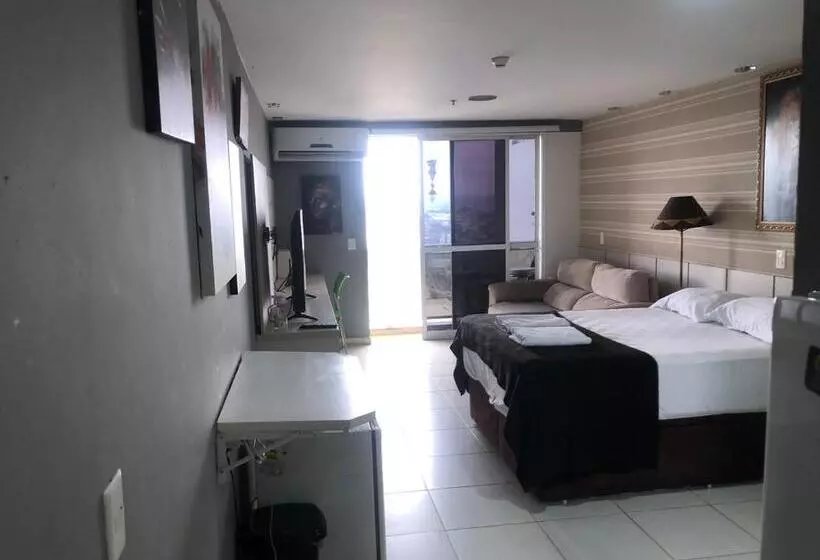 Flat Hotel Morador 1110 Suíte,sofá,varanda,cozinha