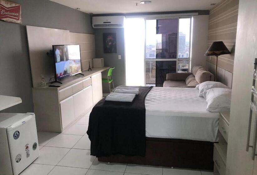 Flat Hotel Morador 1110 Suíte,sofá,varanda,cozinha