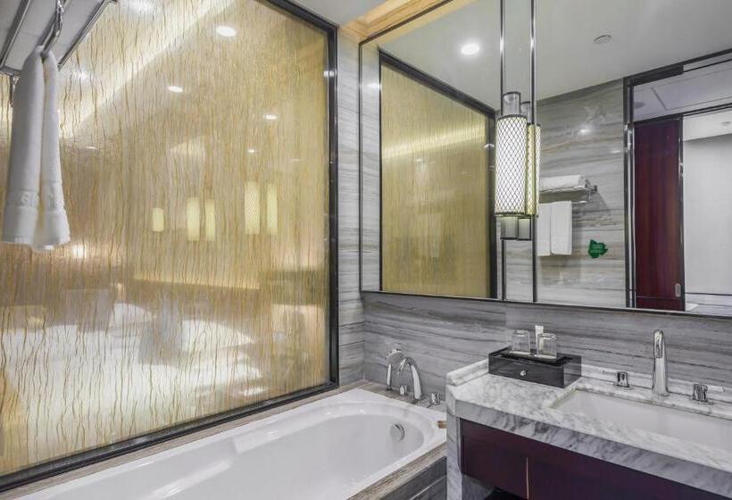 Hotel 登封中州华鼎饭店