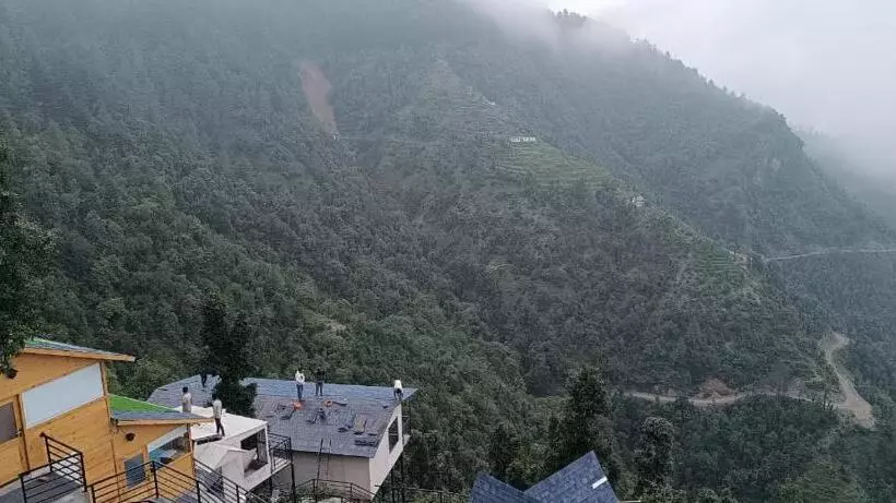 ホテル Dhanolti The Grand Resort
