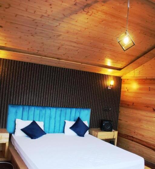 ホテル Dhanolti The Grand Resort