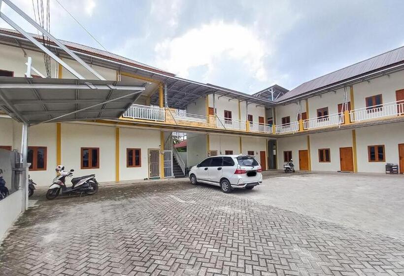 Отель Rega Guesthouse Redpartner