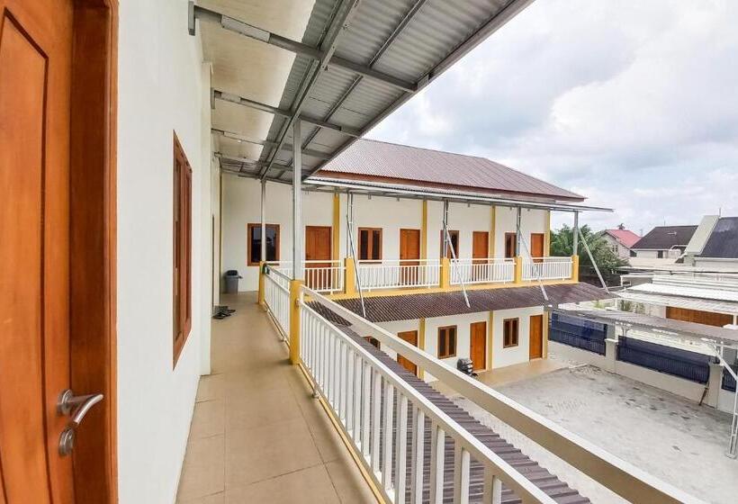 Отель Rega Guesthouse Redpartner