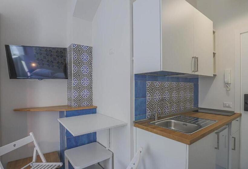 پانسیون Amami Home