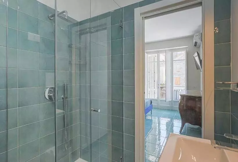 پانسیون Amami Home