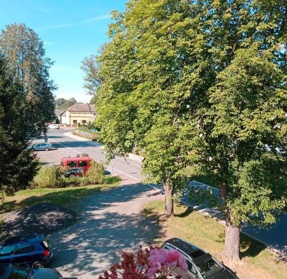 Majatalo Penzion Na Mlýně