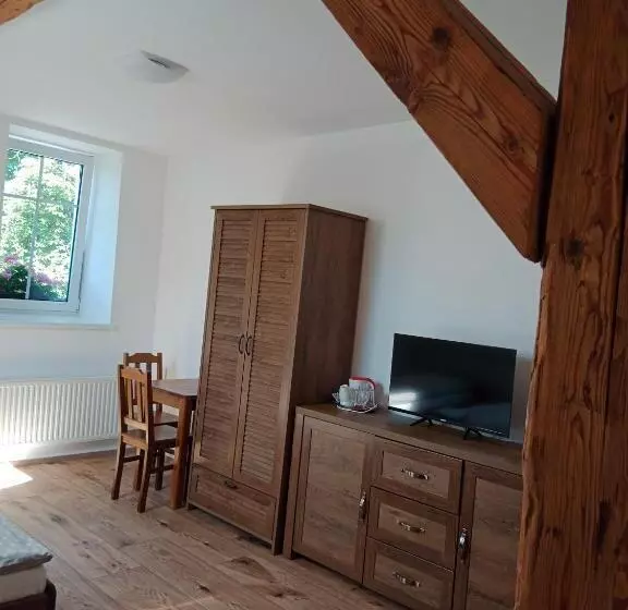 Majatalo Penzion Na Mlýně