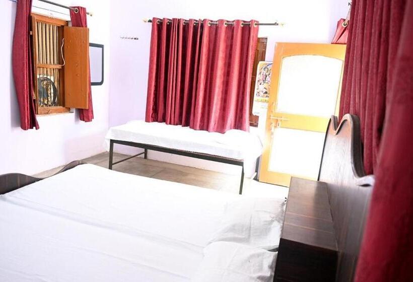 펜션 Sandhya Guest House