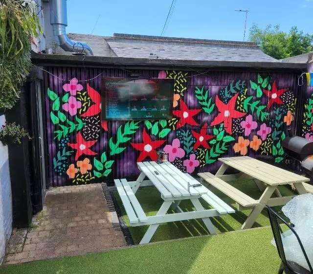 Majatalo The Albert Pub