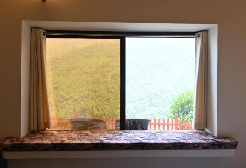 Prashanti Farms & Resort