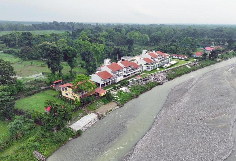 リゾートホテル Paciano Dooars