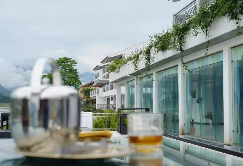 Lomakeskus Paciano Dooars