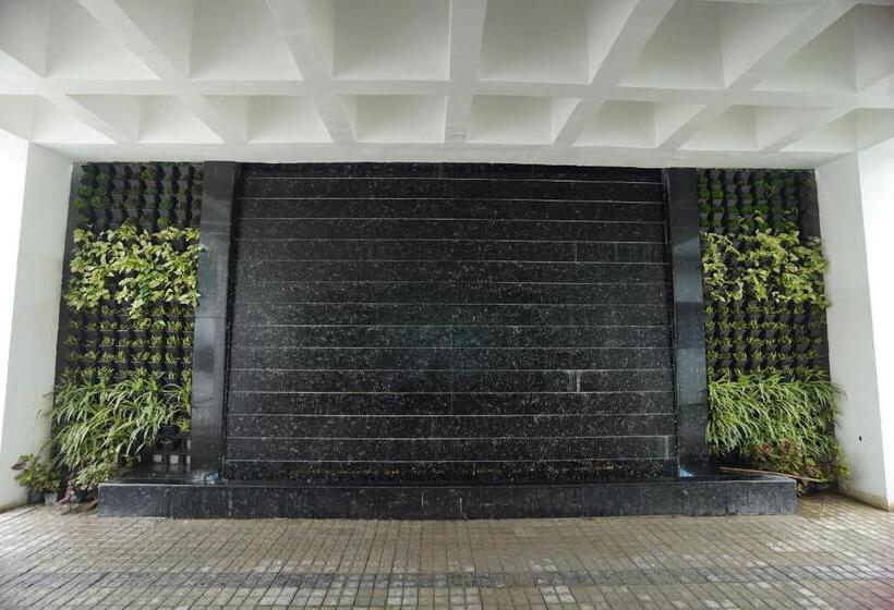 リゾートホテル Paciano Dooars