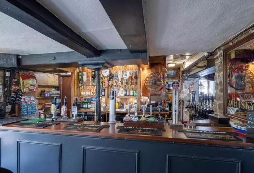 Retkeilymaja The George & Dragon