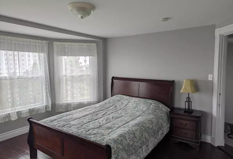 East Ferry Bed And Breakfast