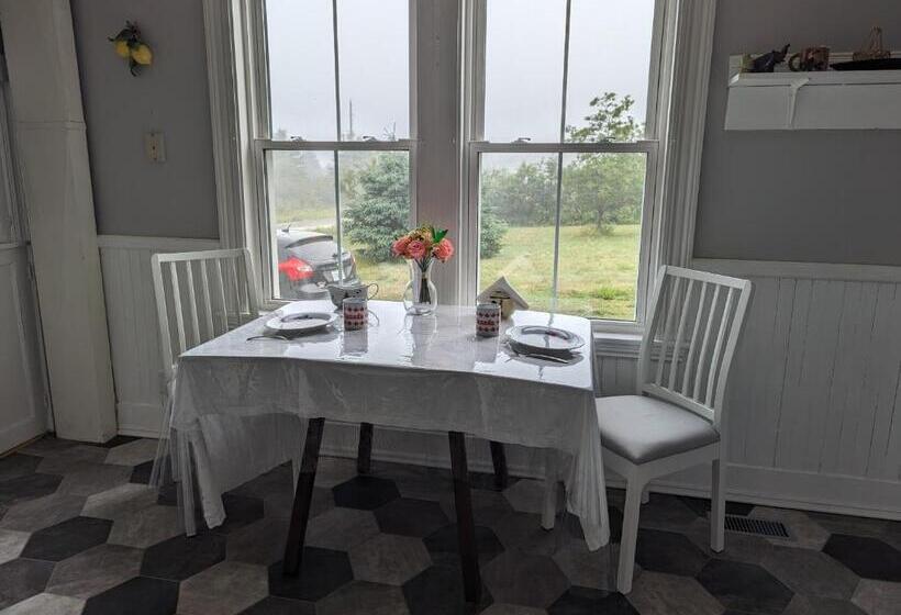 East Ferry Bed And Breakfast